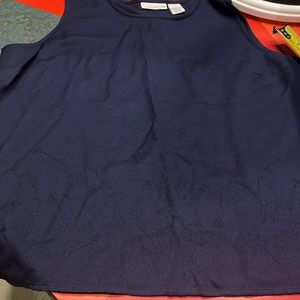 Excellent condition top in navy